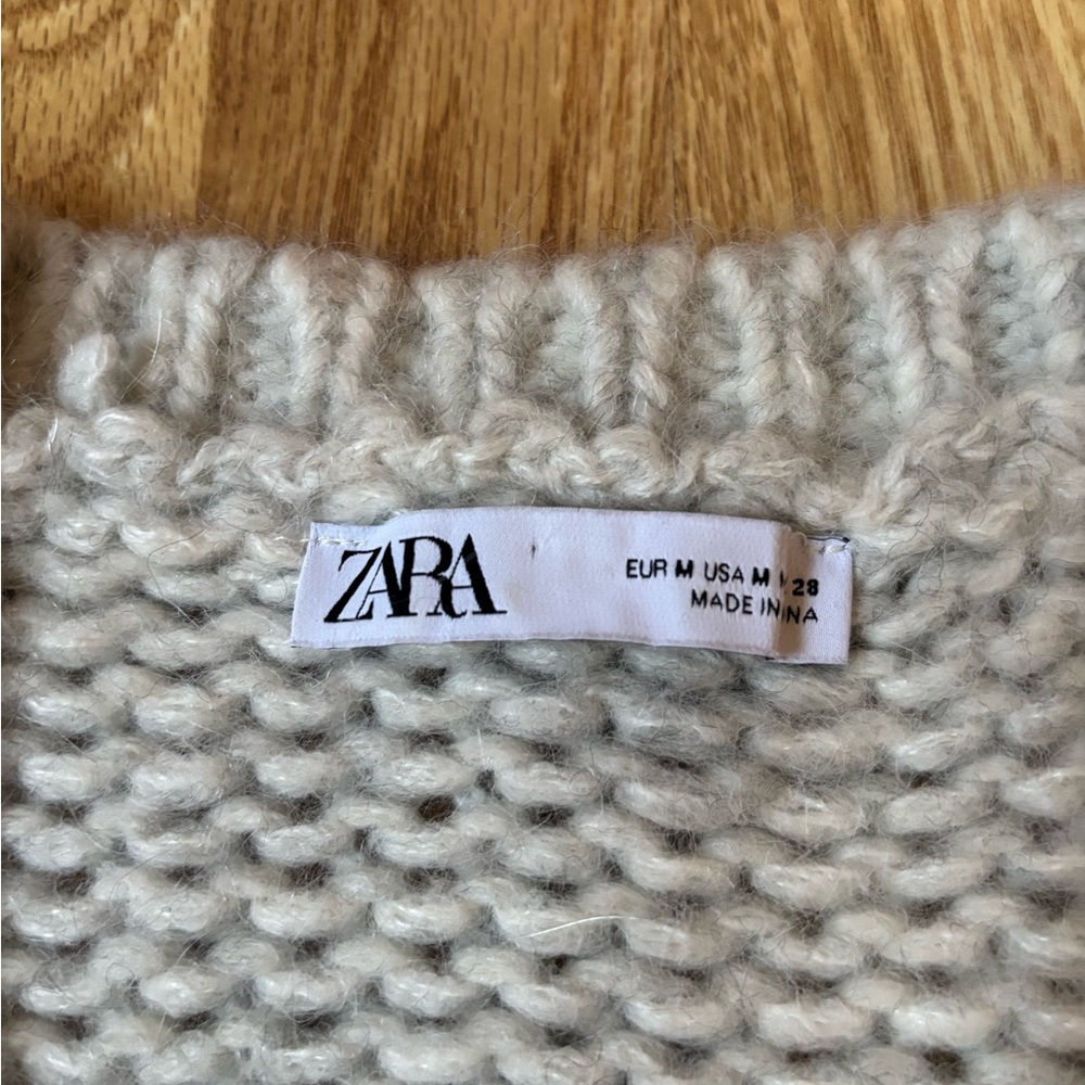 Zara Alpaca Wool Blend Cream Knit Women's Chunky Cardigan sweater size medium - Picture 3 of 4